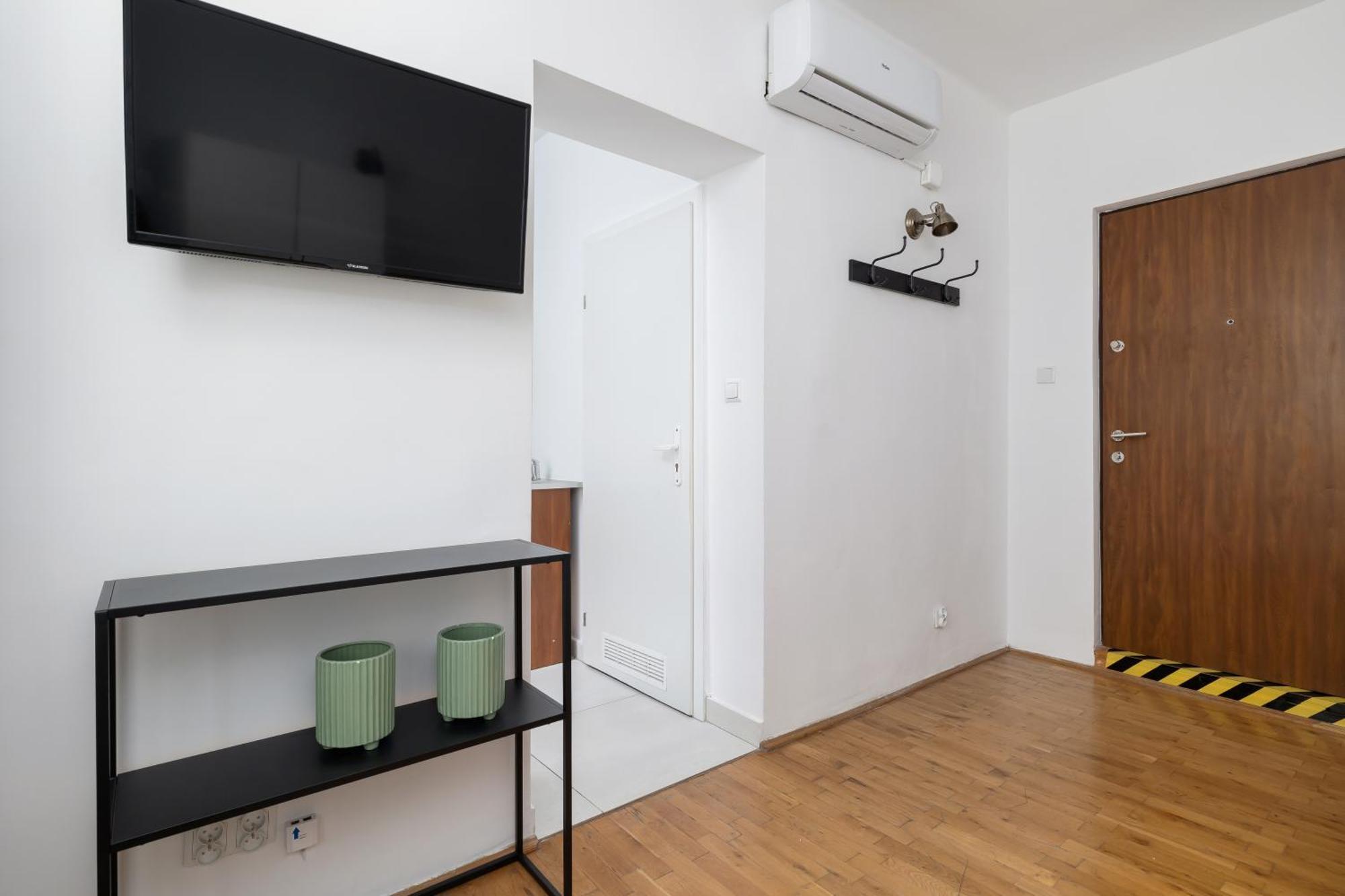Studio Apartment With Ac - Dluga 65 Krakkó Kültér fotó
